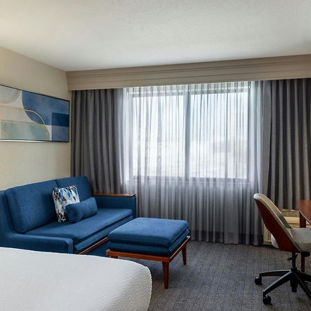 Hotel Courtyard Mt. Holly Westampton Exterior foto